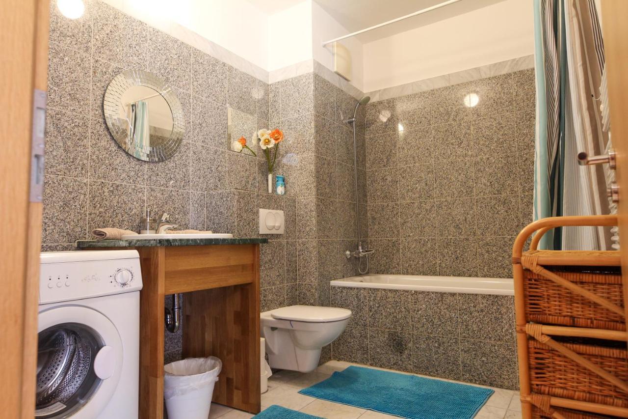 Artemisia Luxury Apartments Balcony Budapest Esterno foto