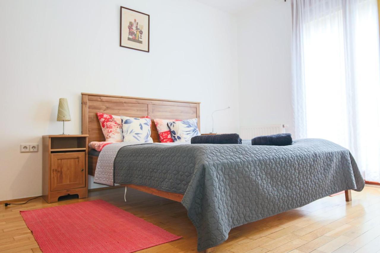 Artemisia Luxury Apartments Balcony Budapest Esterno foto